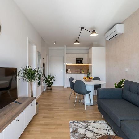 6 Islands - Holiday & Business Apartments - Free Garage Parking Split Exterior foto