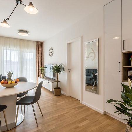 6 Islands - Holiday & Business Apartments - Free Garage Parking Split Exterior foto