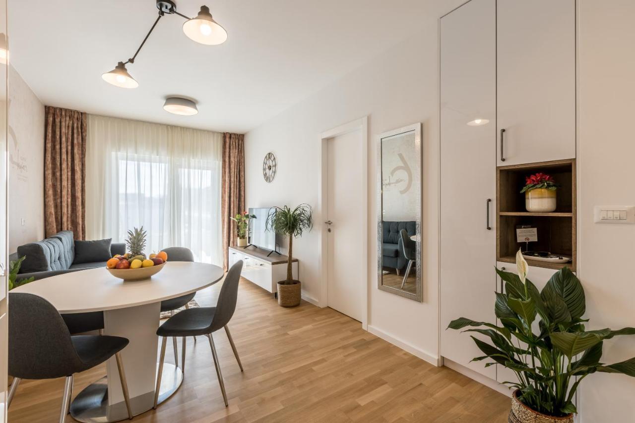 6 Islands - Holiday & Business Apartments - Free Garage Parking Split Exterior foto