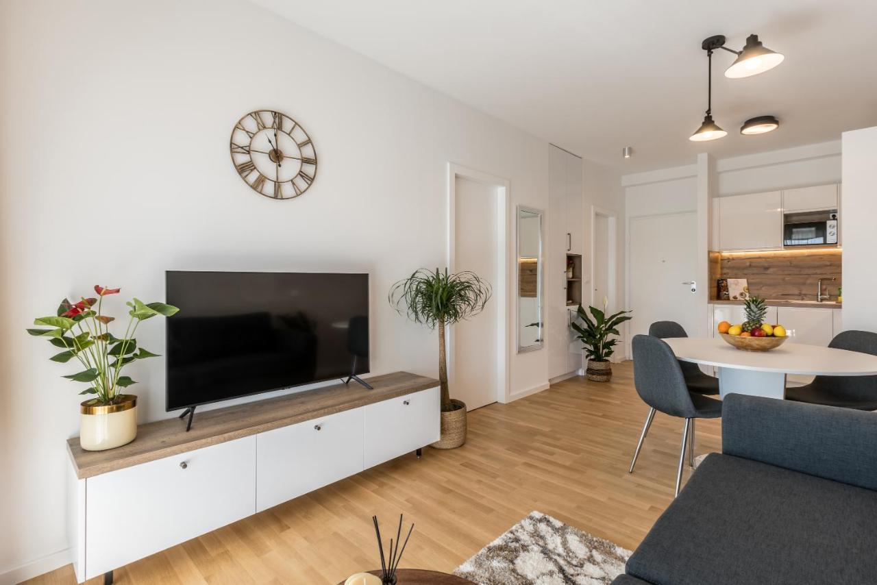 6 Islands - Holiday & Business Apartments - Free Garage Parking Split Exterior foto